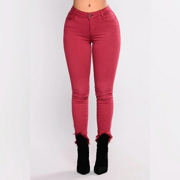 Fashion Nova Denim - NWT Fashion Nova Ankle Jeans 9 - Burgundy